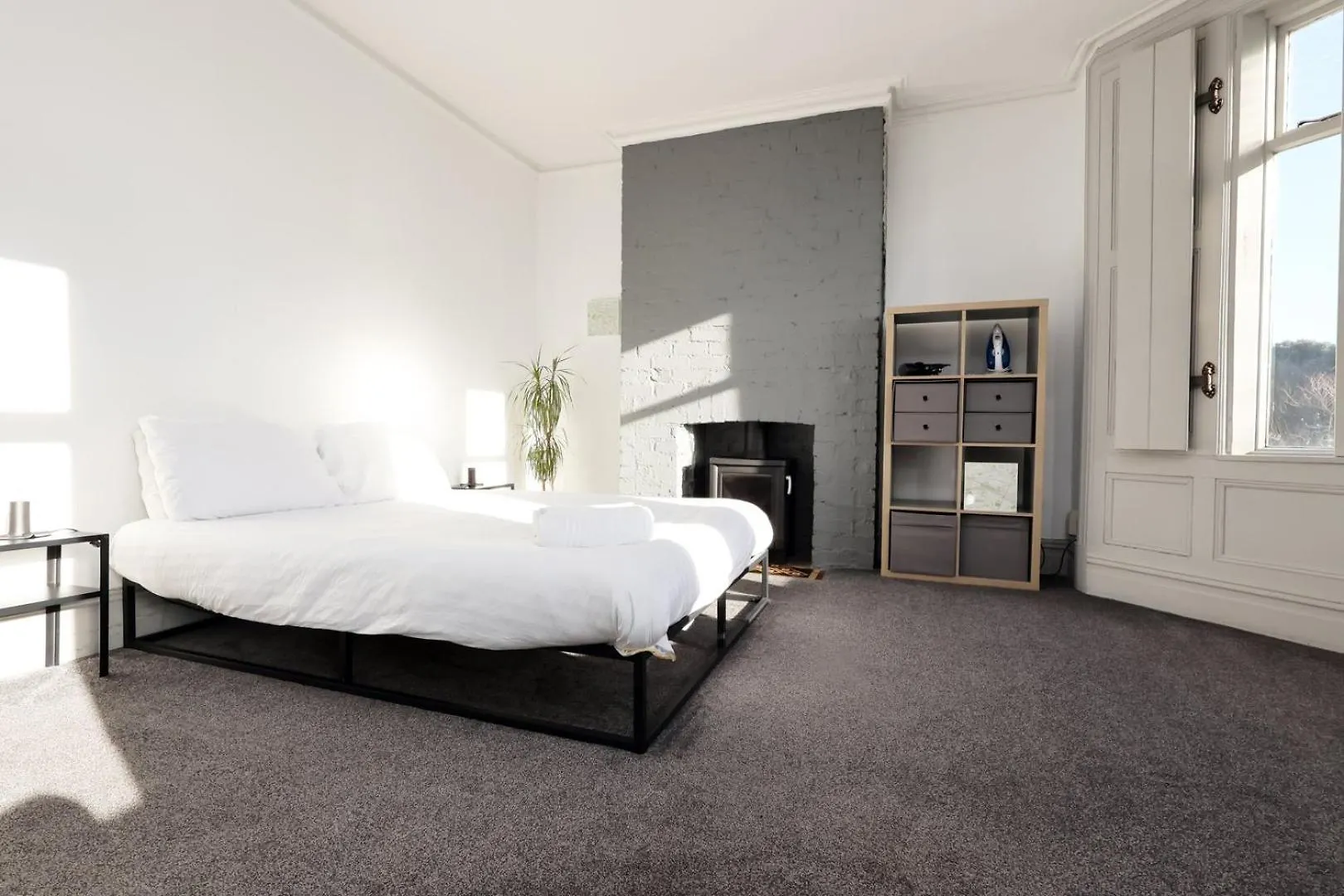 Central Cardiff Victorian Town House Free Parking 0*,  United Kingdom