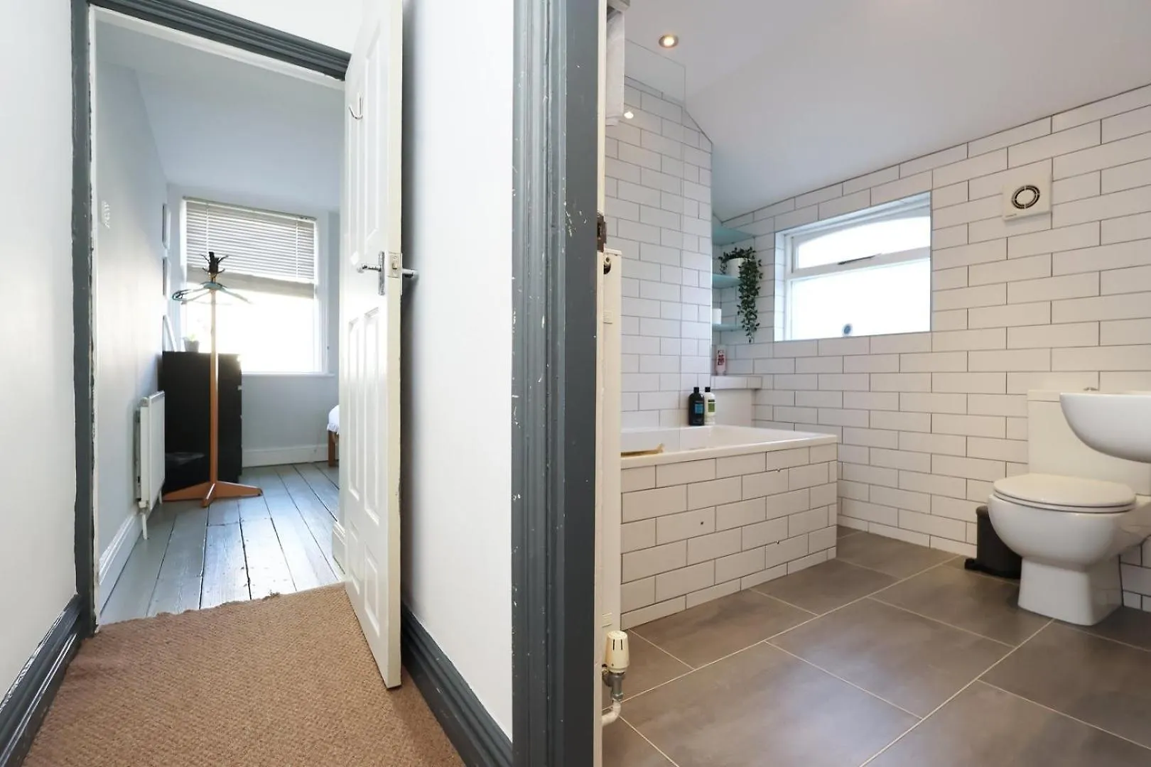 Central Cardiff Victorian Town House Free Parking Apartment